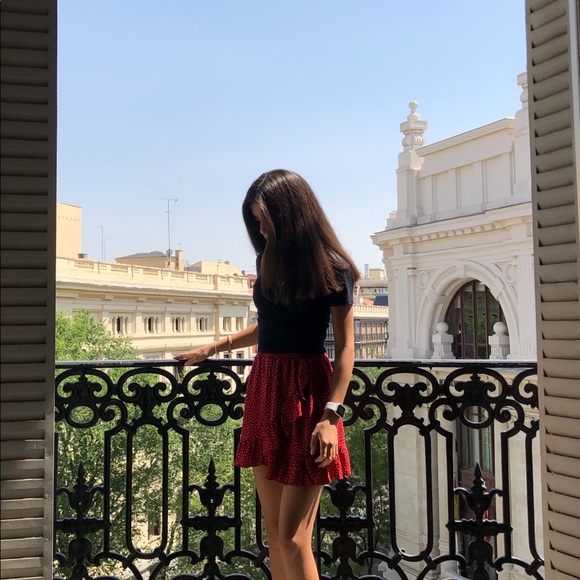 brandy melville mini skirt - Picture 1 of 4